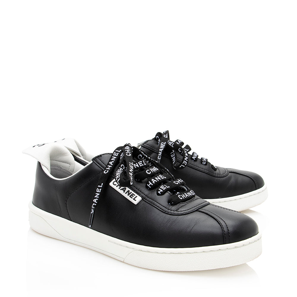 Chanel Calfskin Classic Sneakers - Size 7 / 37 (SHF-19557)