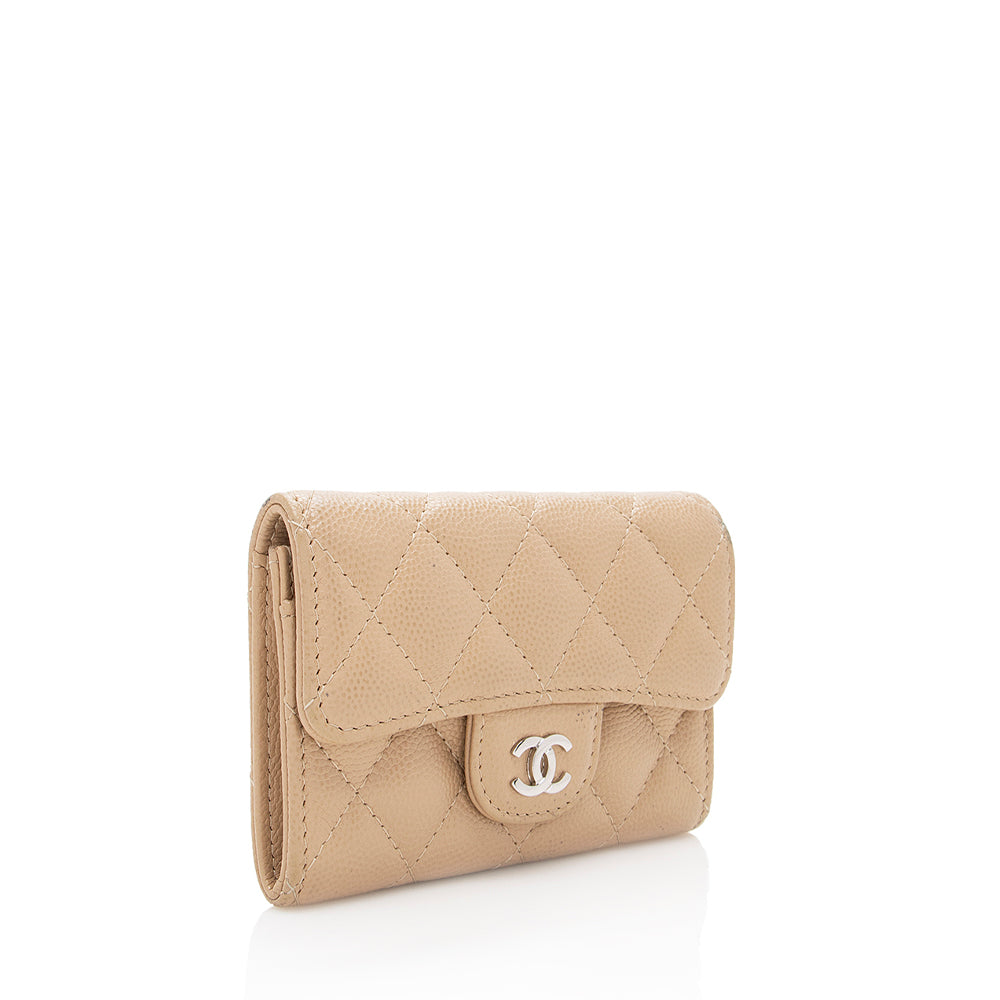 Chanel Caviar Leather Classic Card Holder (SHF-18684)