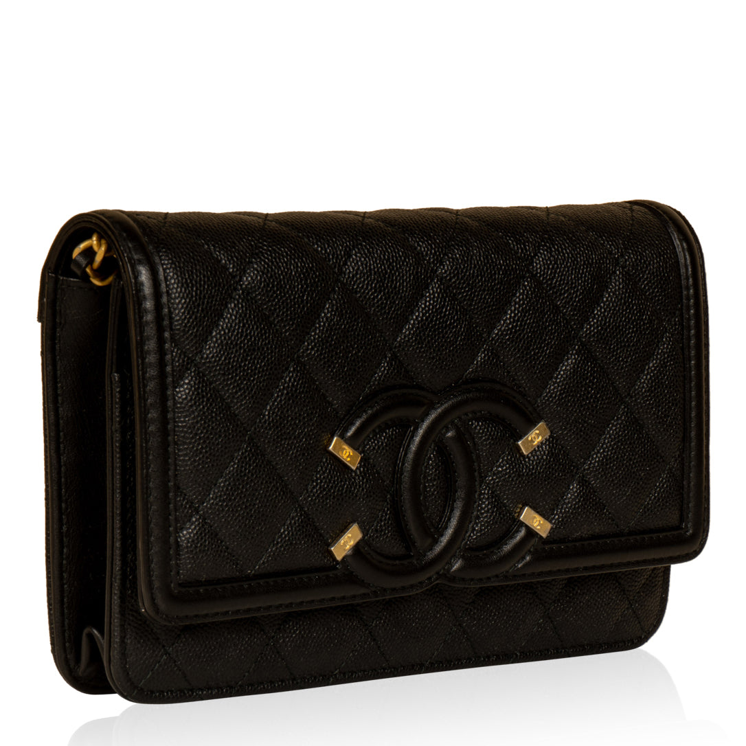 Chanel Filigree Wallet on Chain