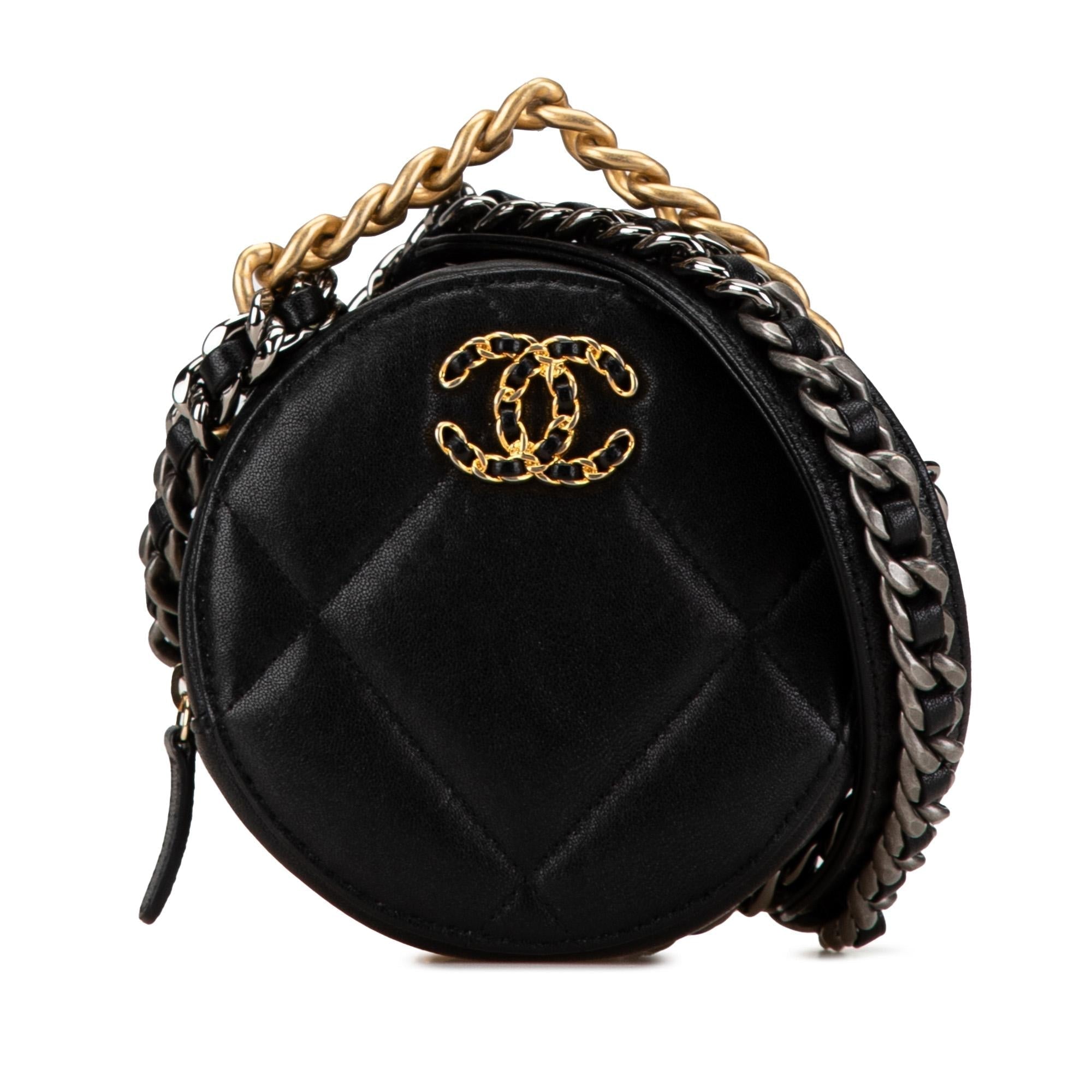 Chanel Lambskin 19 Round Clutch with Chain (SHG-SmJ4Sl)
