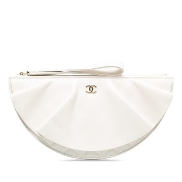 Chanel Lambskin Wave Clutch (SHG-7pqsXs)