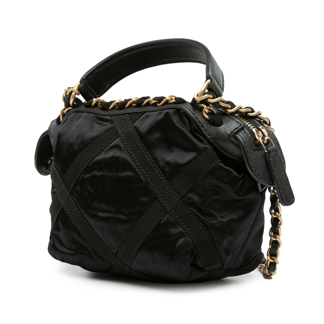 Chanel Nylon Grosgrain Lifestyle Clutch with Chain (SHG-UydKYK)