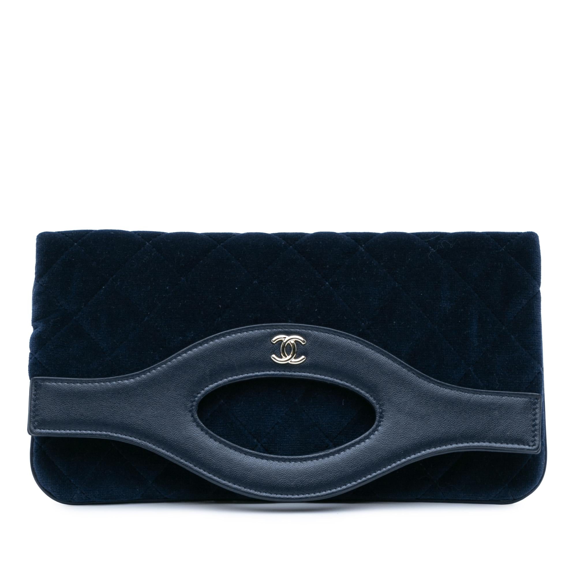 Chanel Quilted Velvet 31 Clutch (SHG-EGJxIe)
