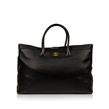 Chanel Cerf Tote Luggage Bag