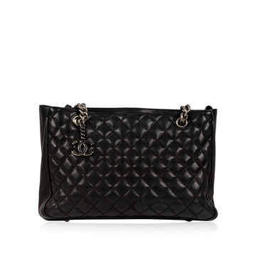 Chanel Chain Tote Black Caviar