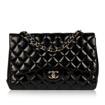 Chanel Classic Flap Bag Jumbo