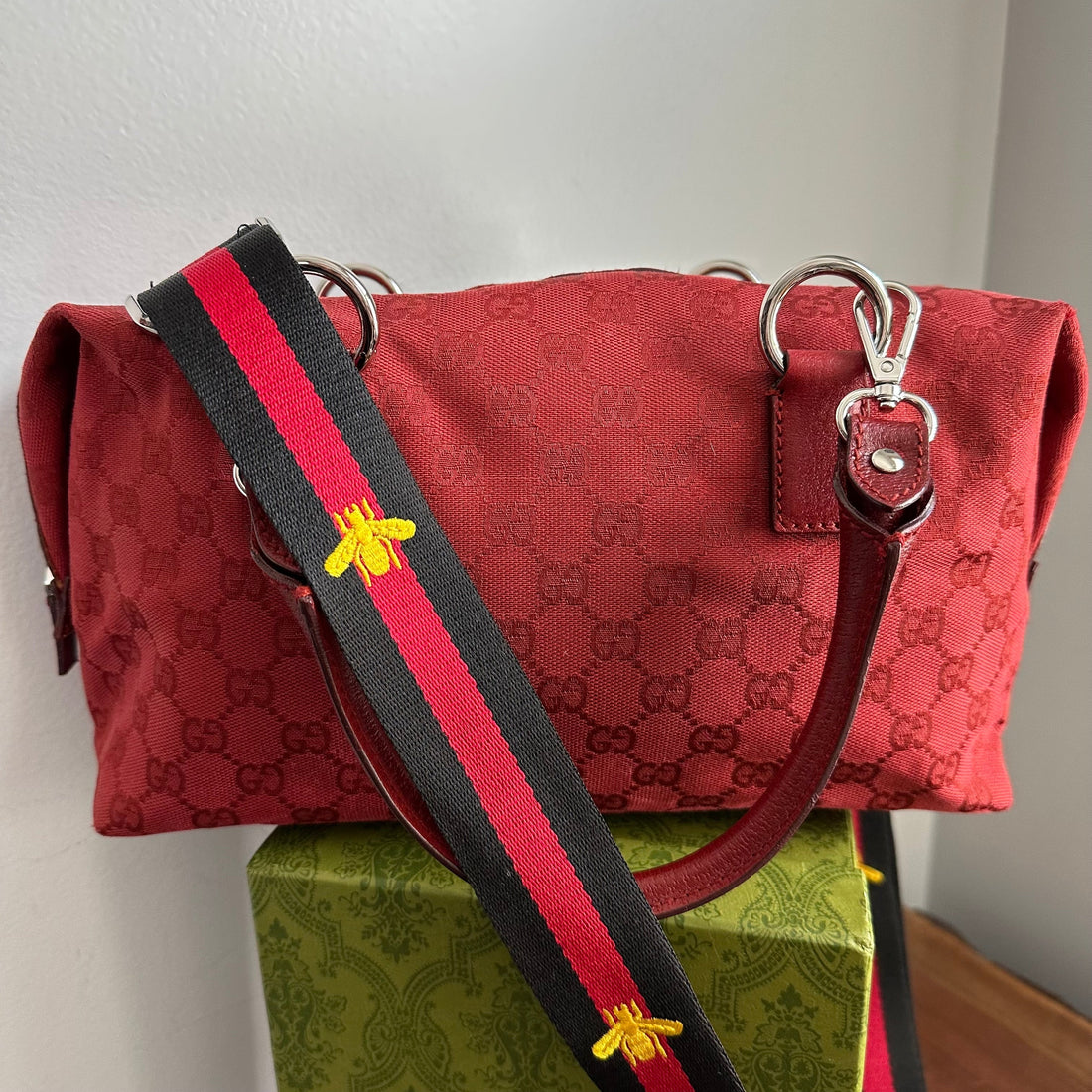 The Full Falcon Crossbody/Handbag - Prestige Totes Bags Gucci in Red Canvas