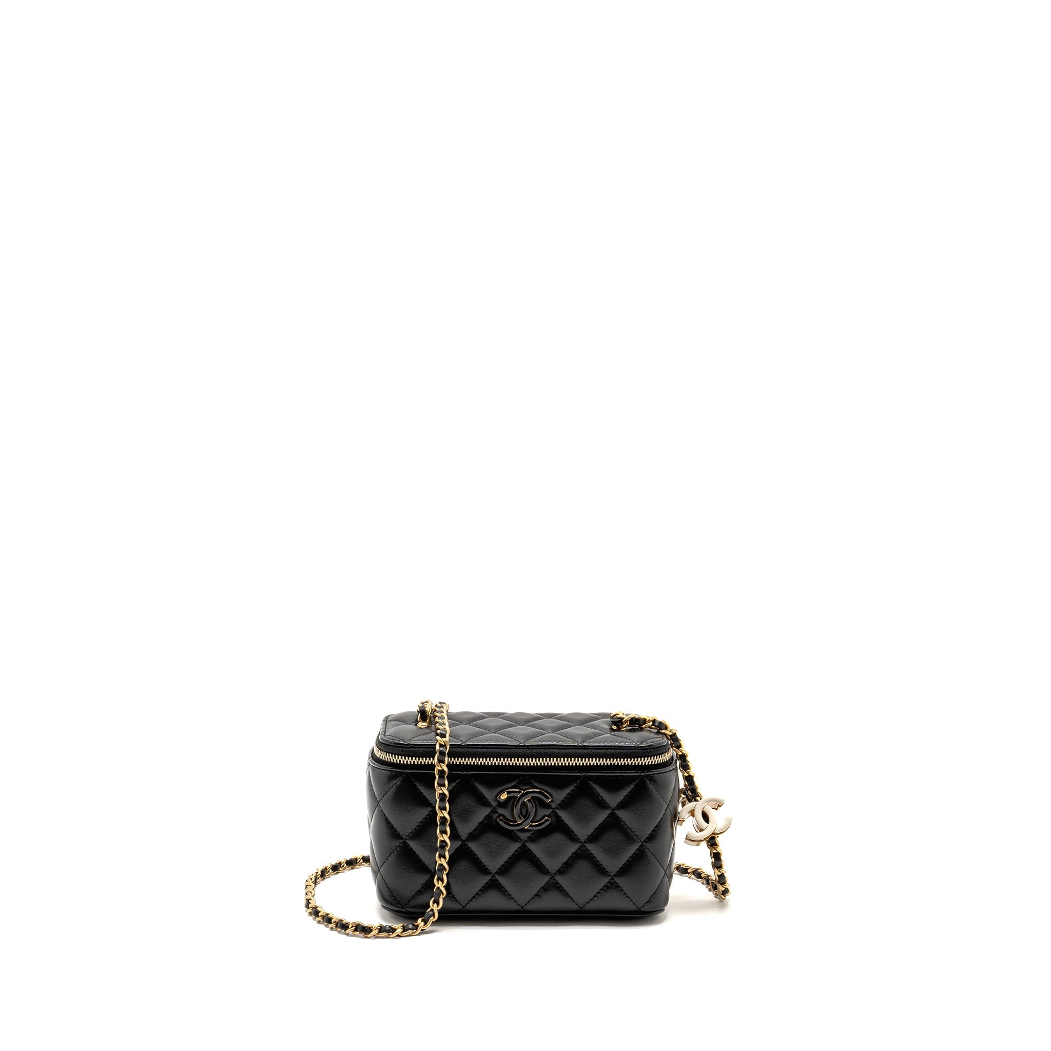 Chanel 24a Long Vanity Case With CC Logo Adjustable Chain Lambskin Black GHW(microchip)