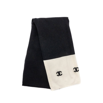 Chanel CC Logo Scarf Cashmere Black/White
