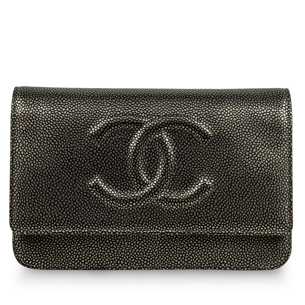 Chanel Classic CC Wallet on Chain