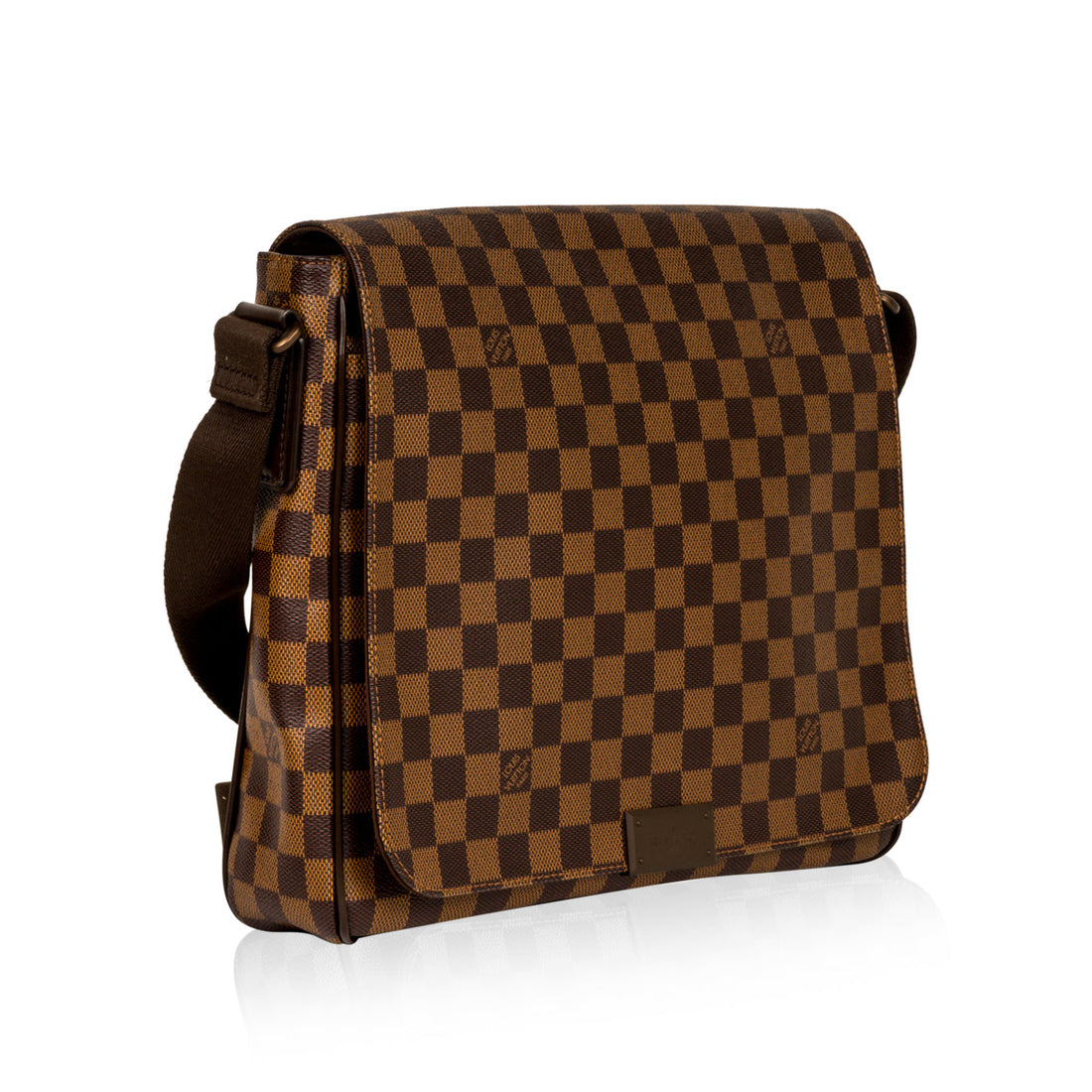 Louis Vuitton District PM Monogram Canvas