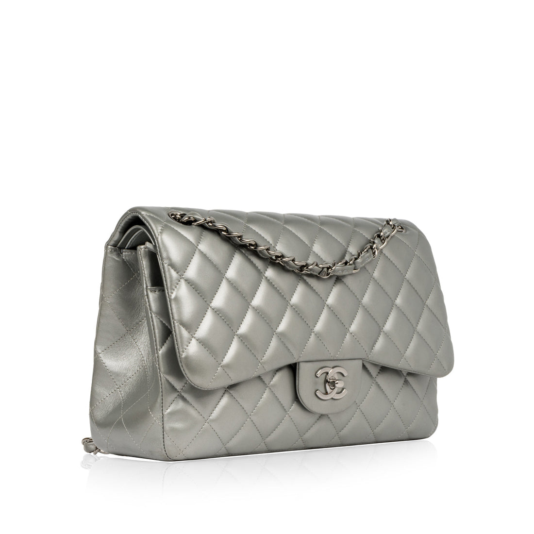 Chanel Classic Flap Bag Jumbo