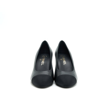 Chanel size38 pump Shoes black with Letter on heel