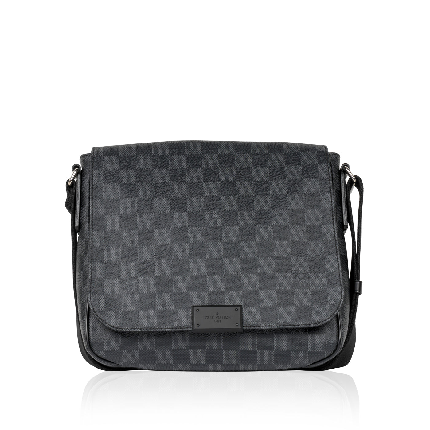 Louis Vuitton District PM