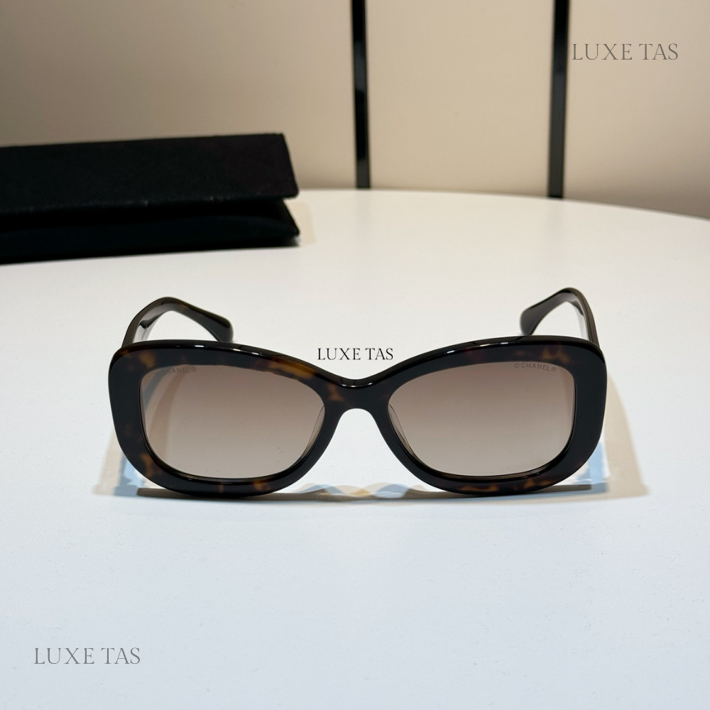 Dark Havana CC Rectangle Sunglasses Designer Sunglasses for Women