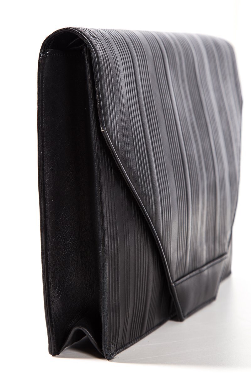 Gianni Versace Vintage Black Leather Snap Closure Clutch