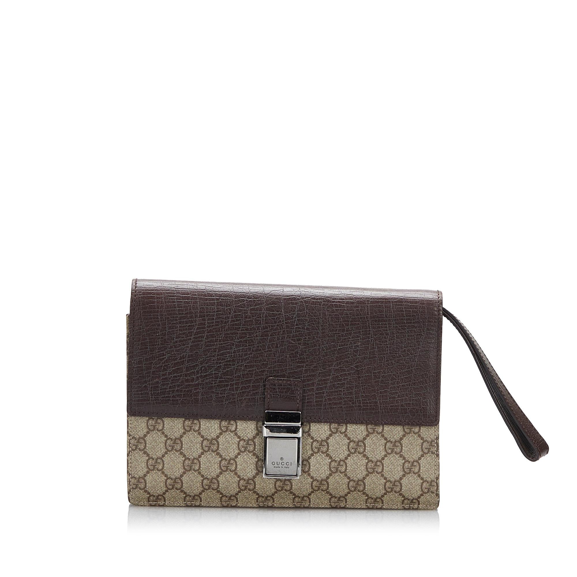 Gucci GG Supreme Clutch Bag (SHG-ZFvOax)