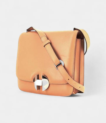 Hermès 2002 Shoulder Bag in Beige Leather