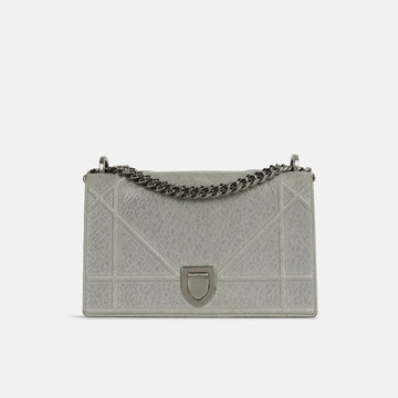 Christian Diorama Medium