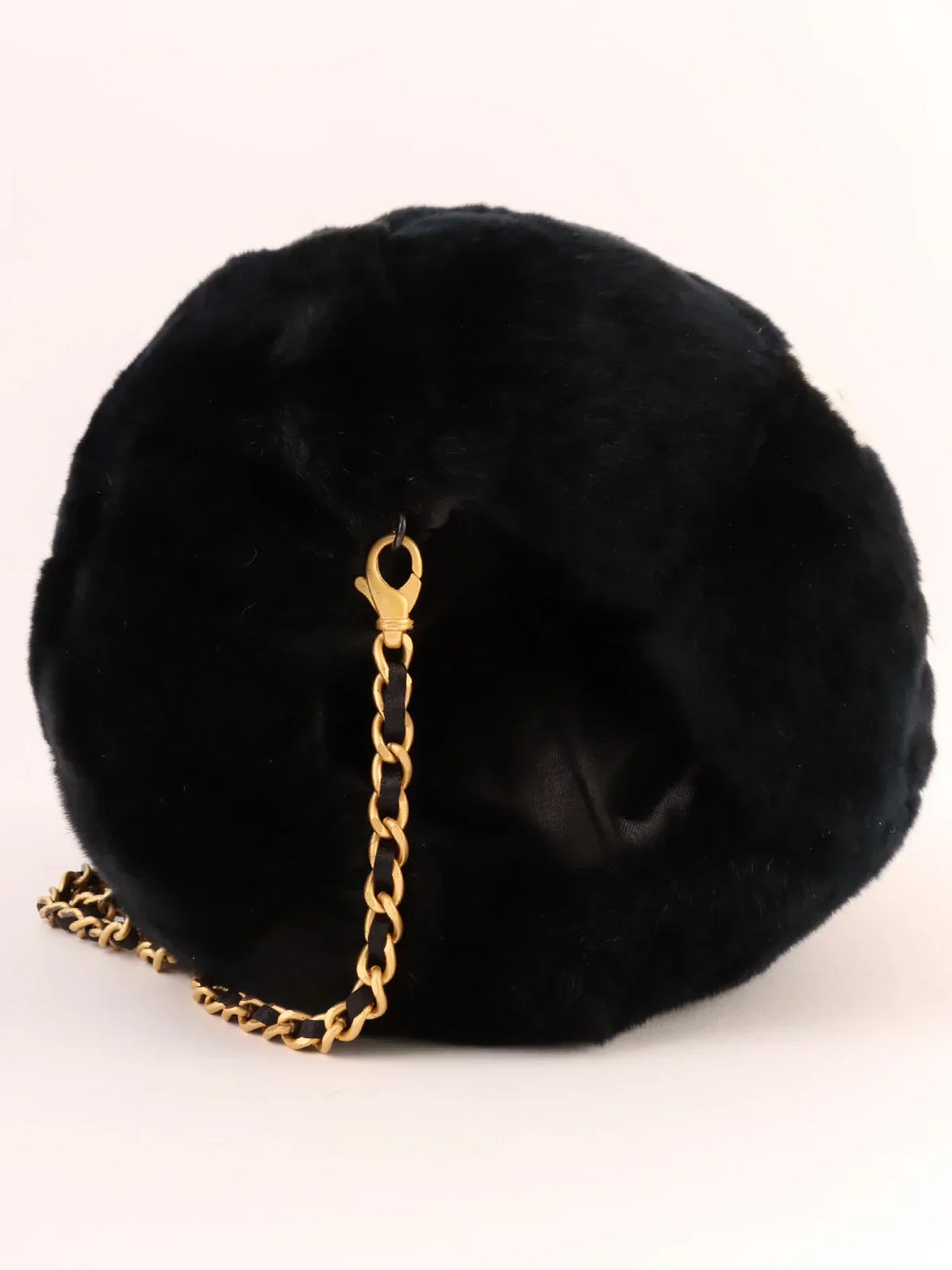 Top Quality Chanel Lapin Fur Cc Mark Chain Arm Warmer Black/White