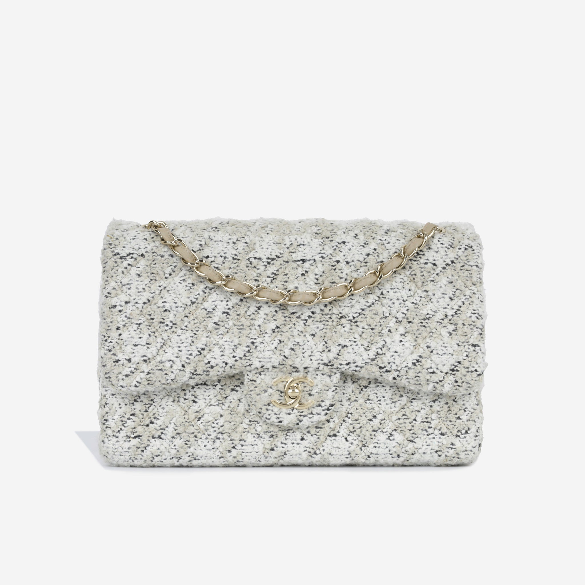 Chanel Classic Flap Bag Jumbo