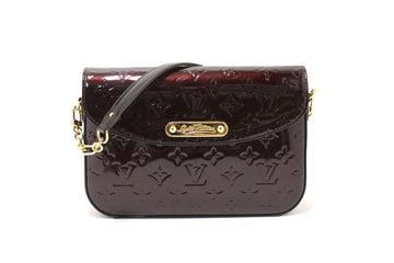 Louis Vuitton Amarante Monogram Vernis Leather Rodeo Drive Bag