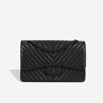 Chanel Classic Flap Bag Jumbo