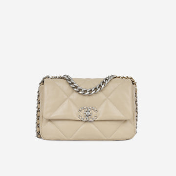 Chanel 19 Small