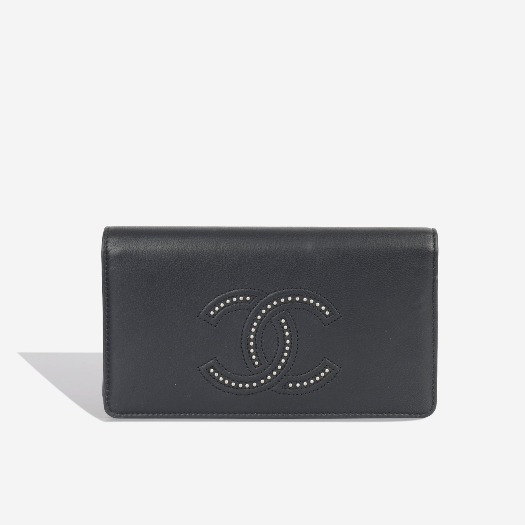 Chanel CC Studded Wallet Black