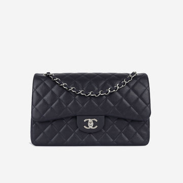 Chanel Classic Flap Bag Jumbo