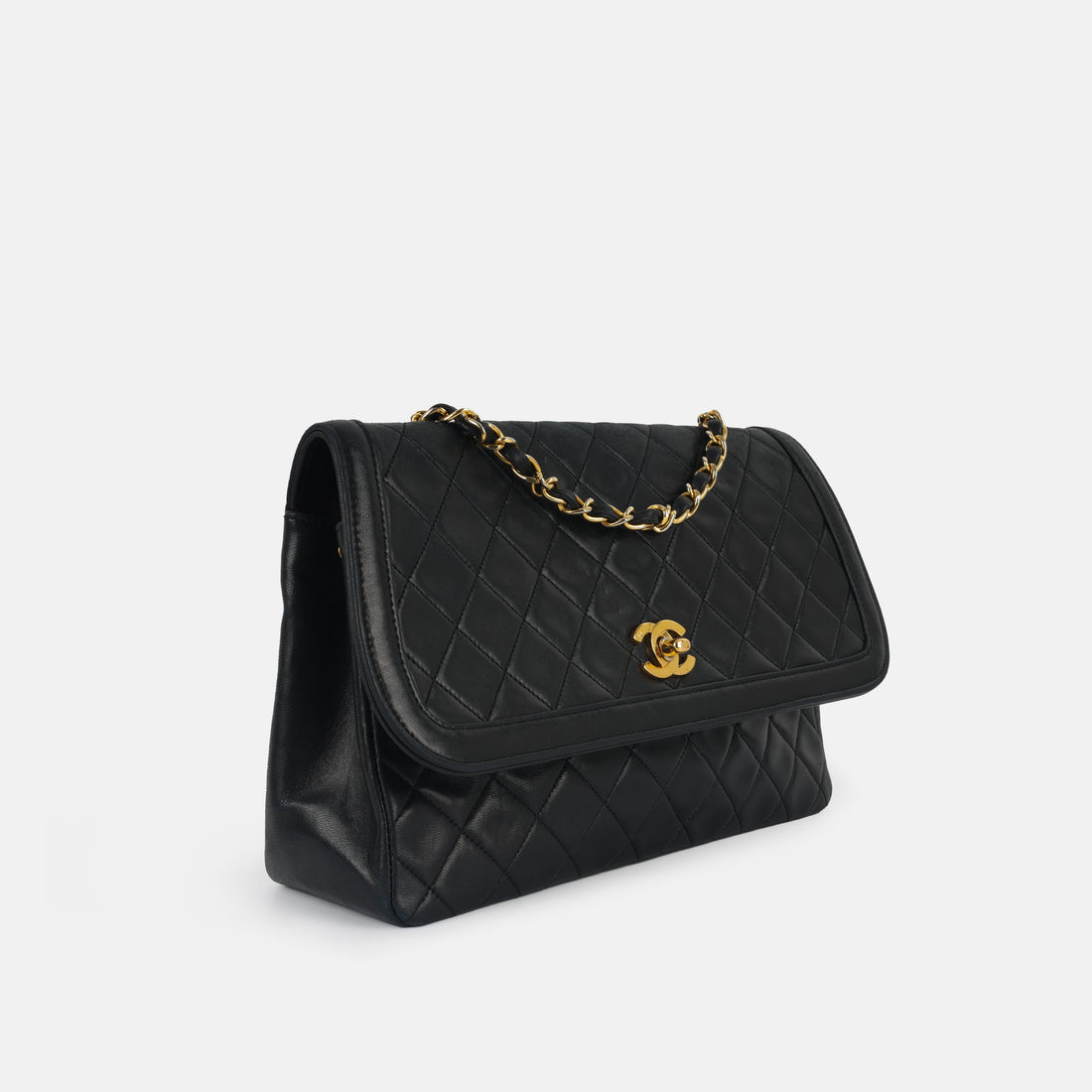 Chanel Vintage Diana Flap Black