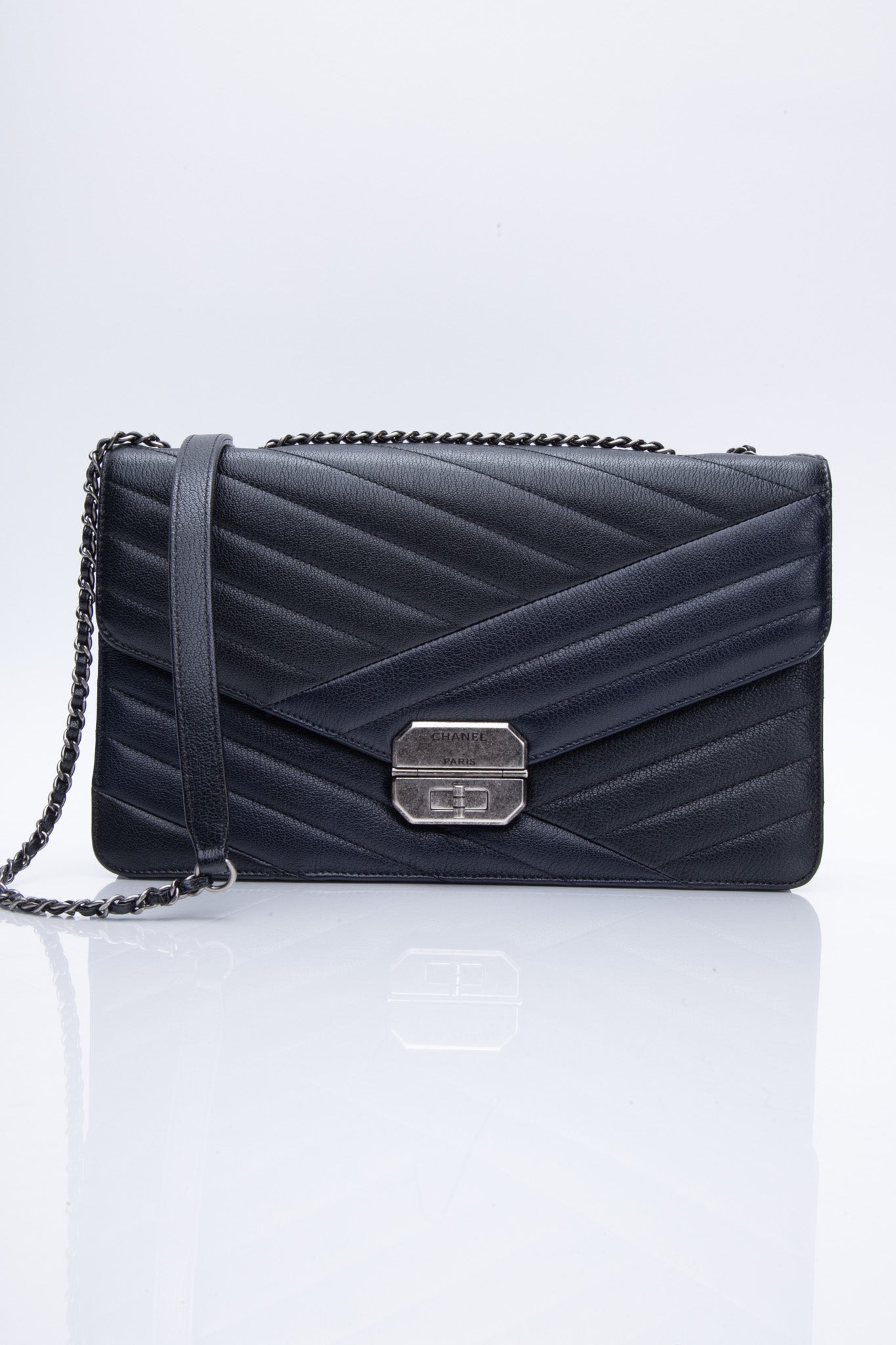 CHANEL Calfskin Leather Shoulder/Crossbody Bag