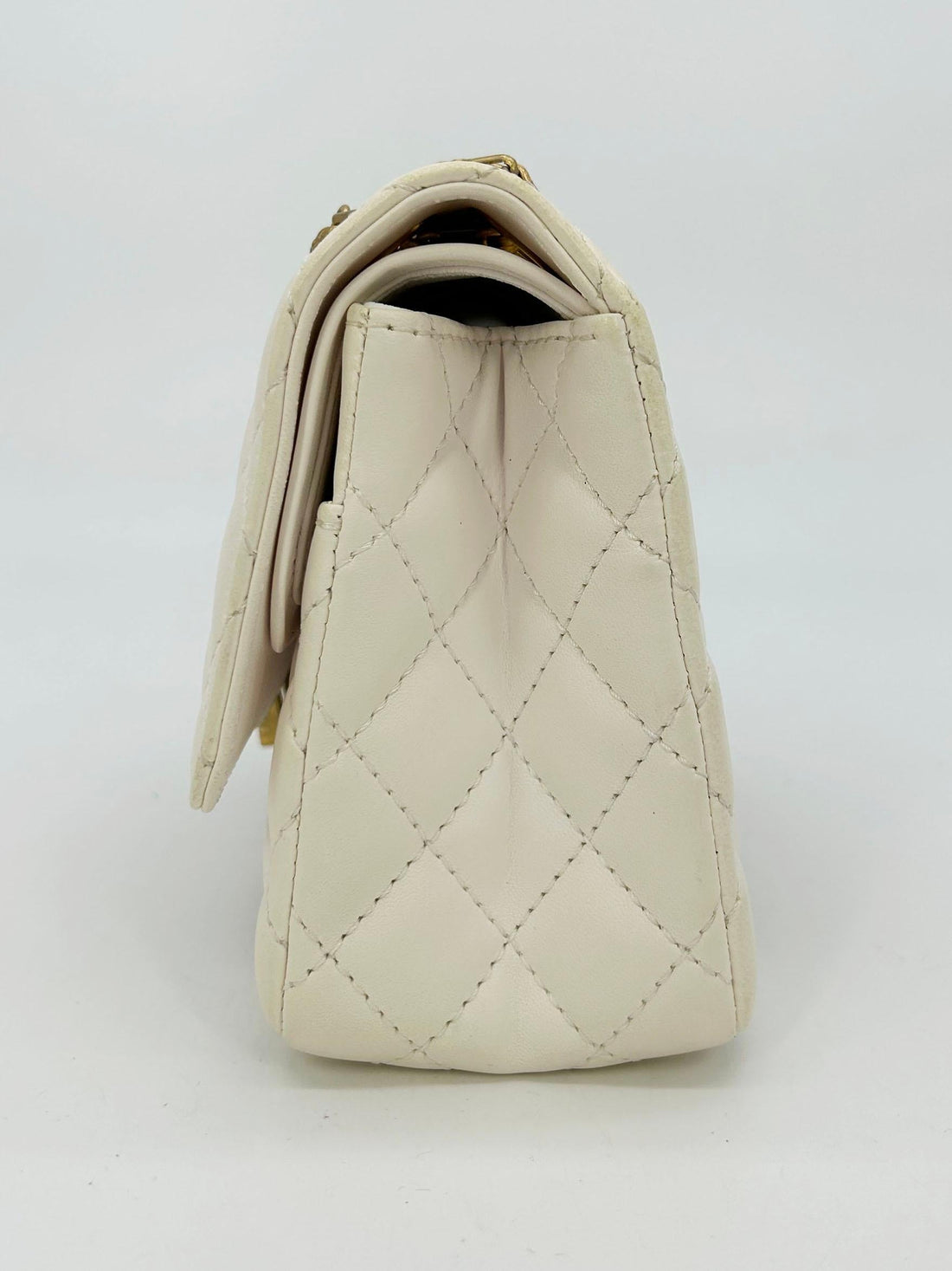 Top Quality Chanel NEW Cream Leather Gold Alligator Double New Classic 2.55 Reissue NWT