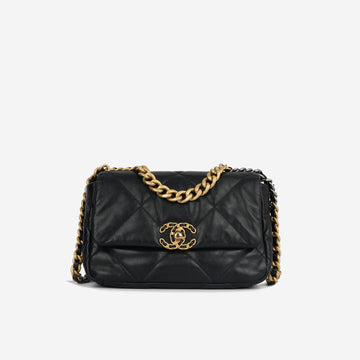 Chanel 19 Small