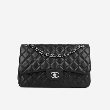 Chanel Classic Flap Bag Jumbo