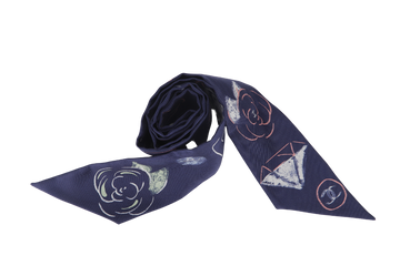 CHANEL TWILLY SCARF CAMELLIA REVIRSIBLE BLUE SILK WITH BOX