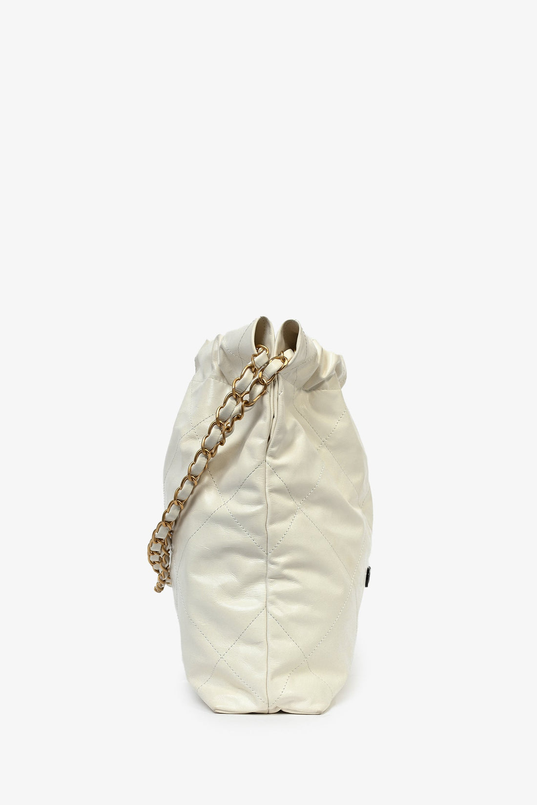 Pre-Loved Chanel™ White Leather Small Chanel 22 Shoulder Bag