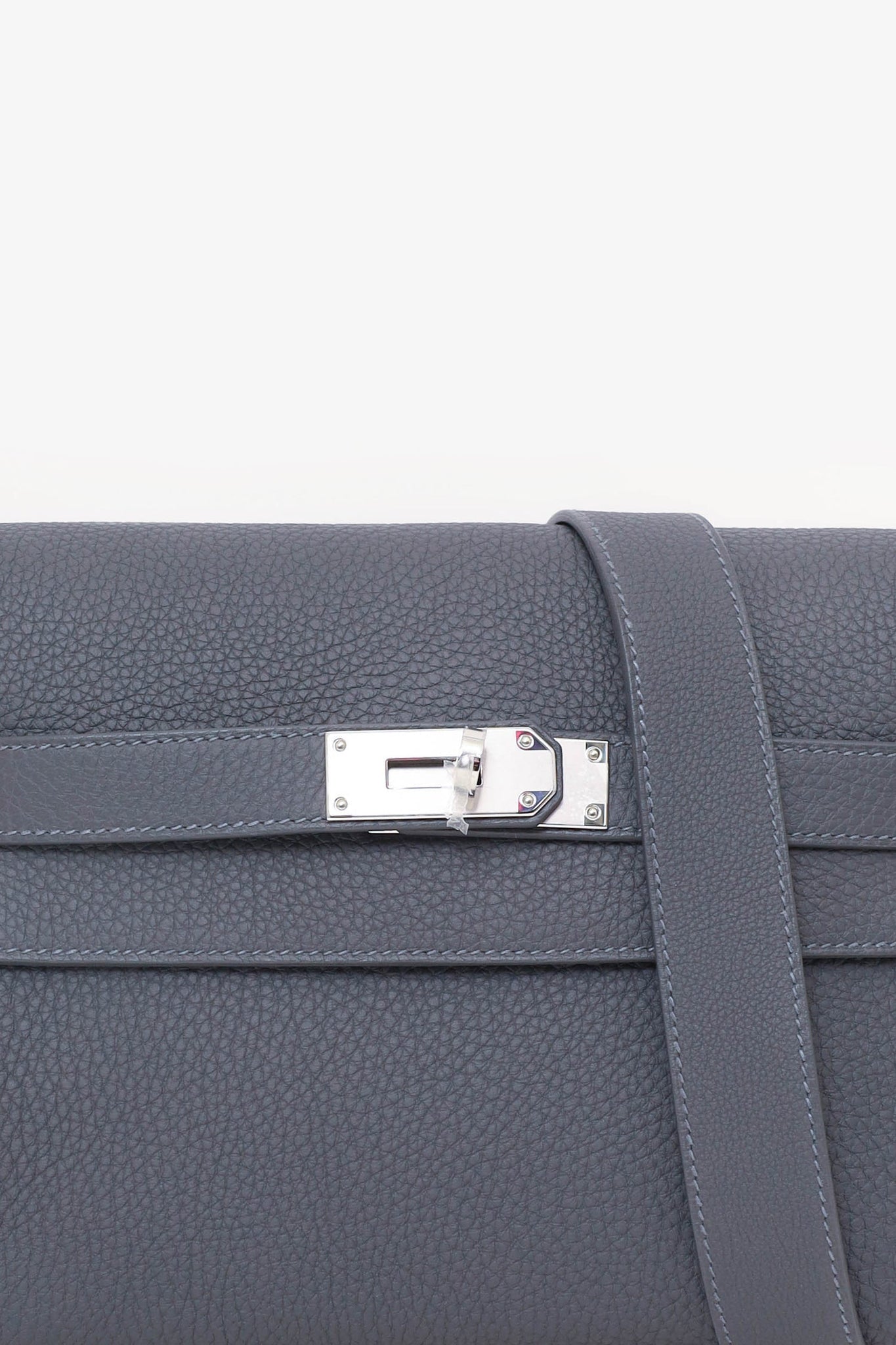 Hermès 2024 Grey Togo Leather Kelly Messenger Bag