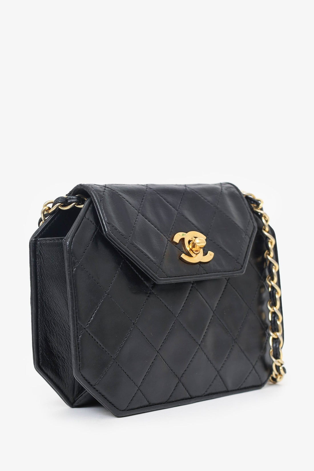 Pre-Loved Chanel™ Black Quilted Leather Octagon CC Flap Bag