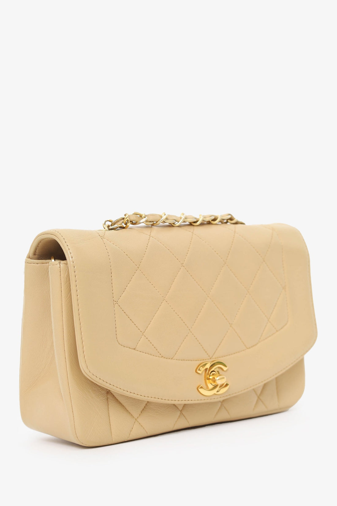 Pre-Loved Chanel™ Beige Lambskin Small Diana Flap Bag