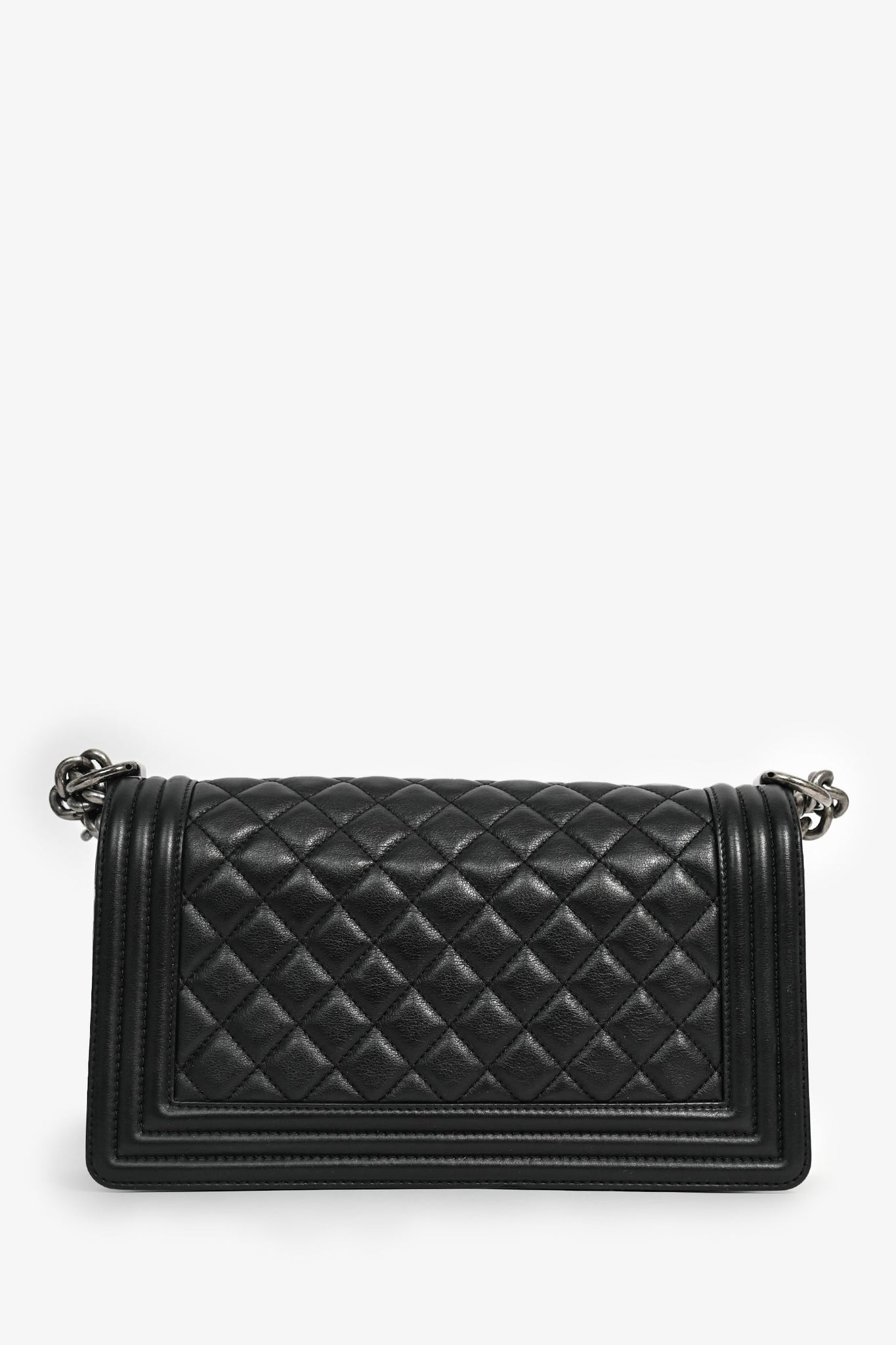 Pre-Loved Chanel 2019 Black Leather Medium Boy Bag