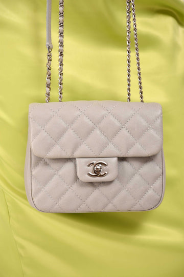 Pre-Loved Chanel™ 2018 Light Grey Caviar Small Urban Companion Bag