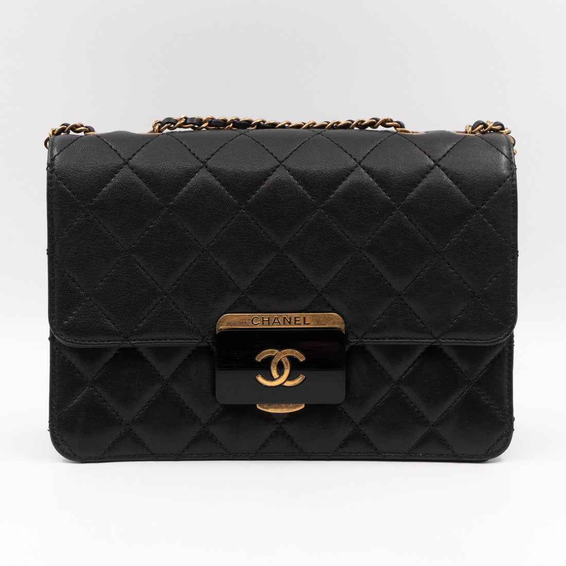 CC Beauty Lock Flap Bag Black Leather