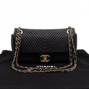 Medallion Charm Flap Bag Medium Black Chevron Leather