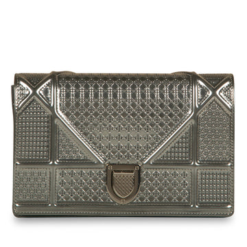 Christian Diorama WOC Silver