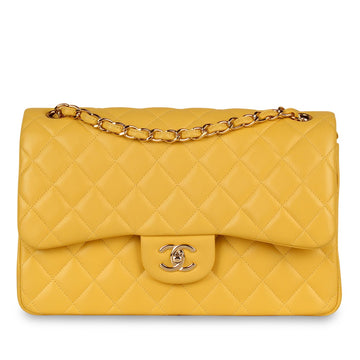 Chanel Classic Flap Bag Jumbo