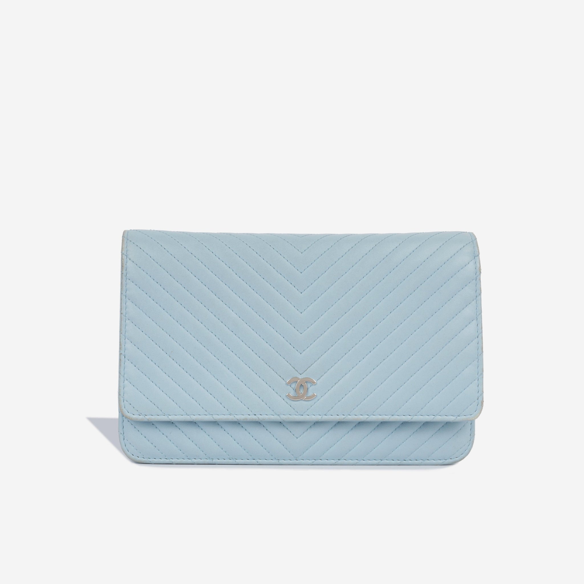 Chanel Classic Wallet On Chain