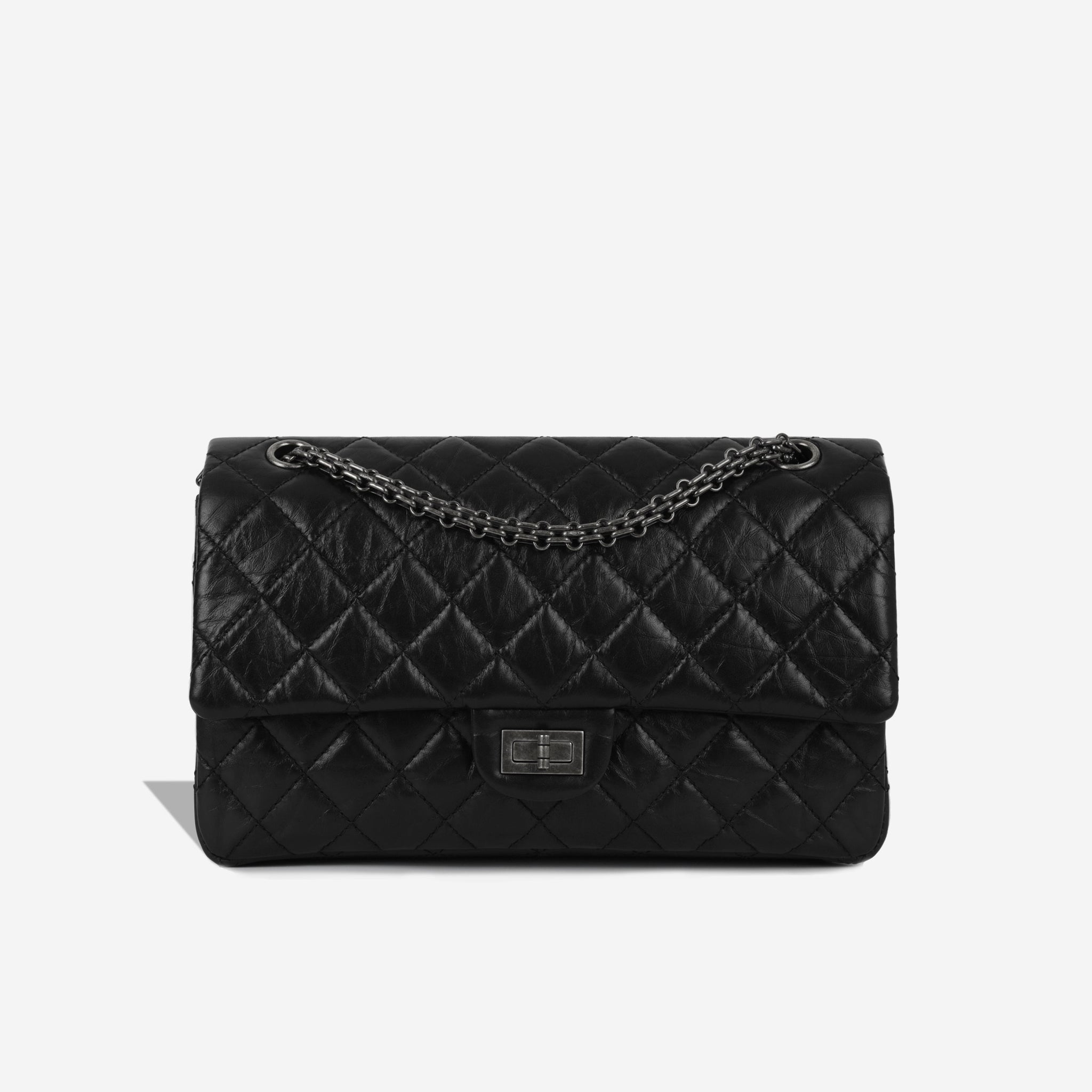 Chanel 2.55 Reissue 226