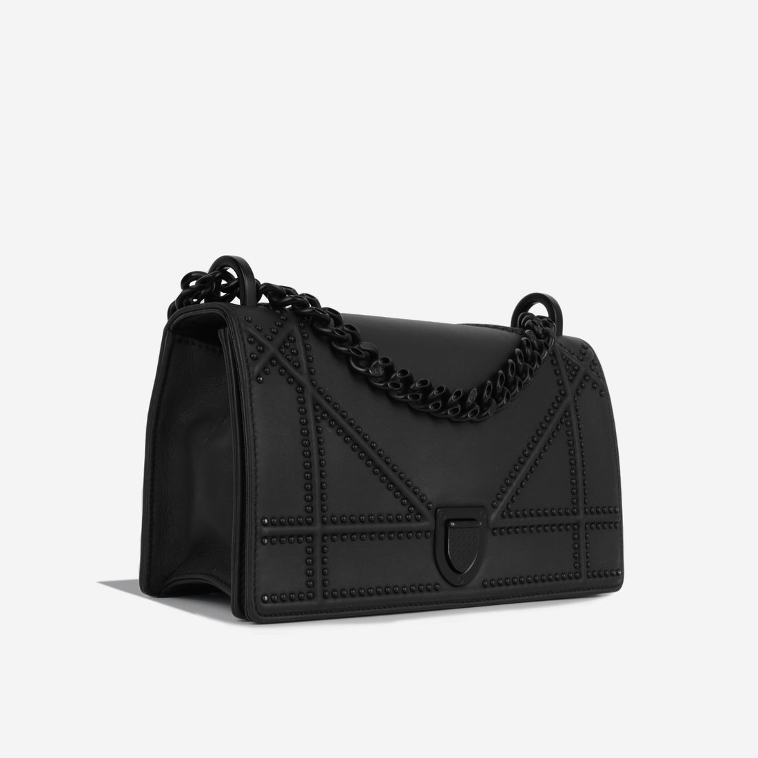 Christian Diorama Black Ultramatte