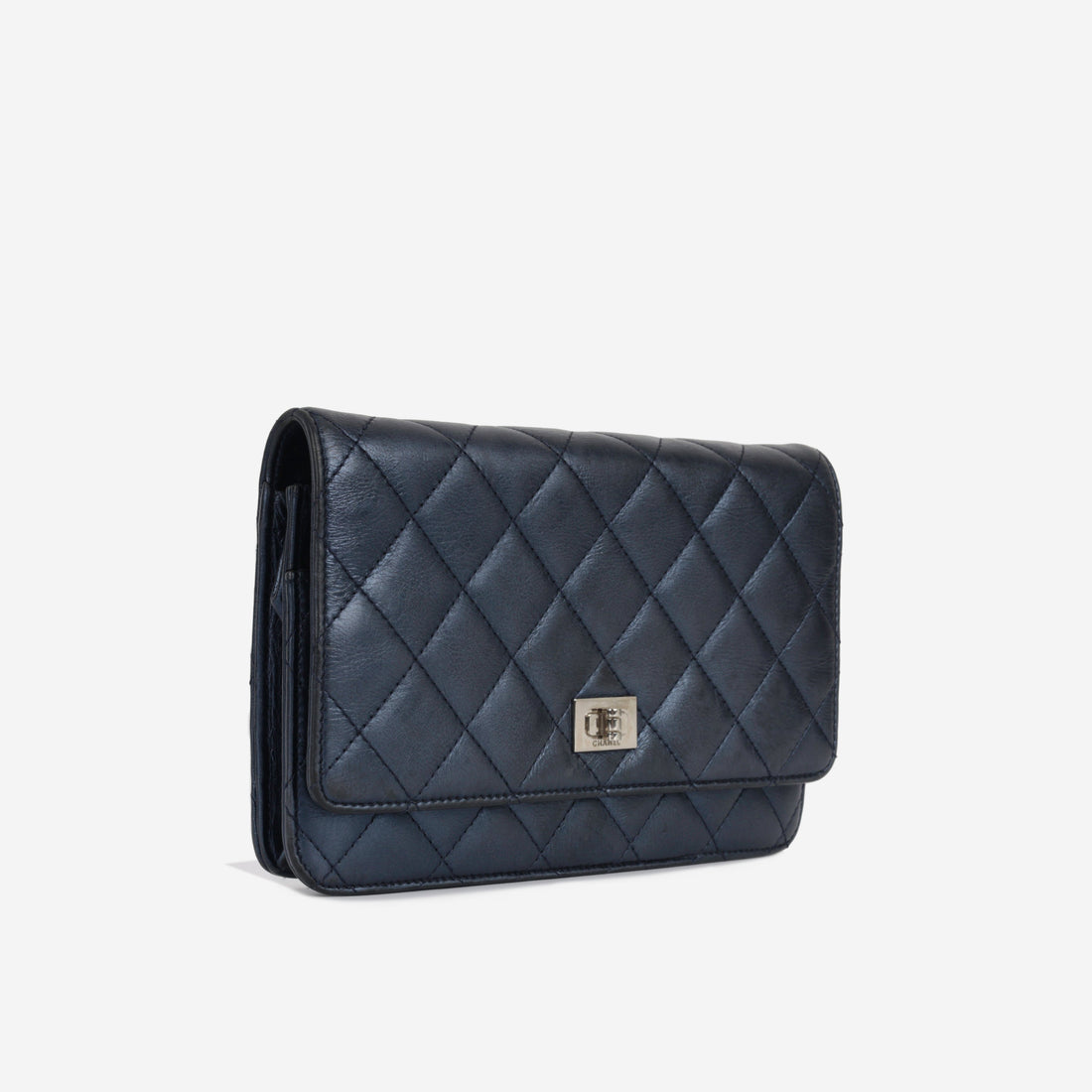 Chanel Re-issue Wallet on Chain